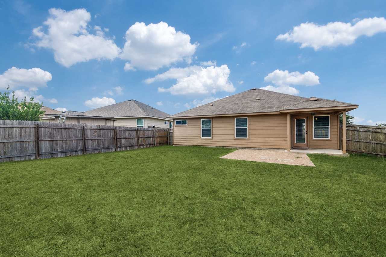 179 Valero Dr - Photo 2 of 38