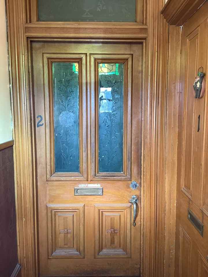 1211 Green St - Photo 3 of 21