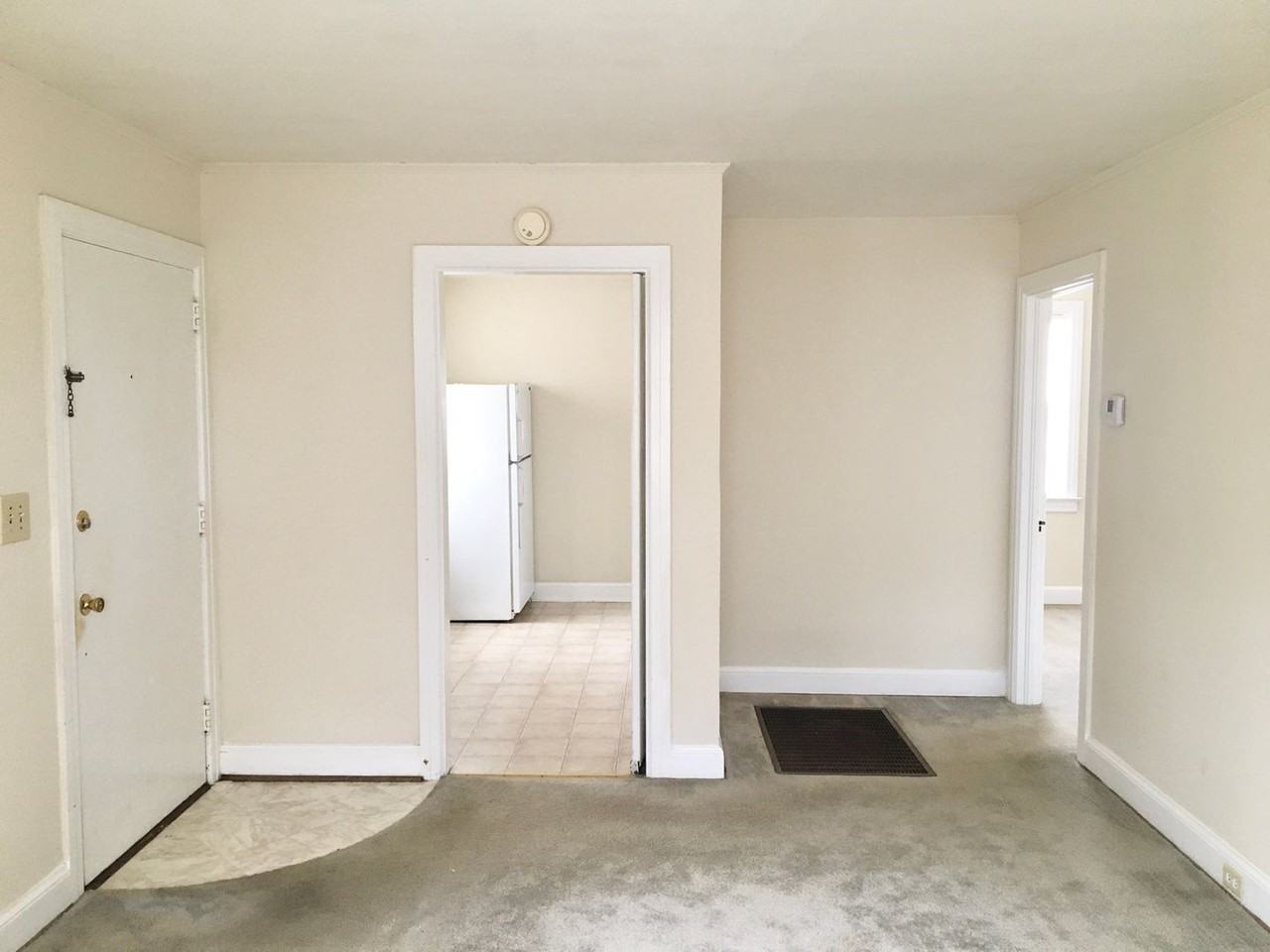 3234 Bagnal Dr - Photo 2 of 13