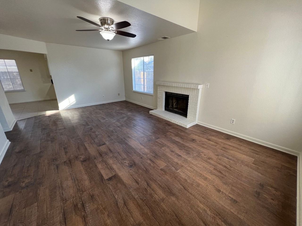 3060 Ironwood Ct - Photo 3 of 16