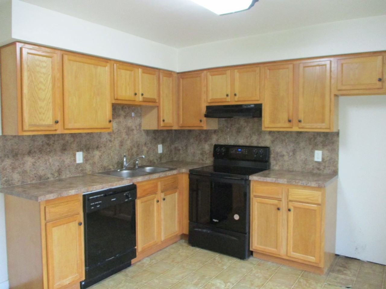 210 Old Forge Dr - Photo 2 of 24
