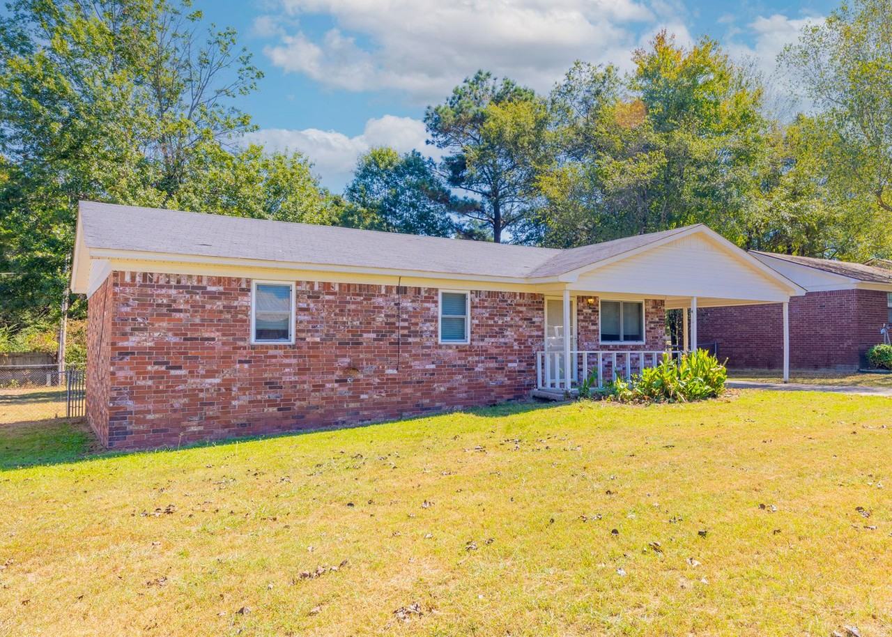 120 Joy Dr - Photo 2 of 21