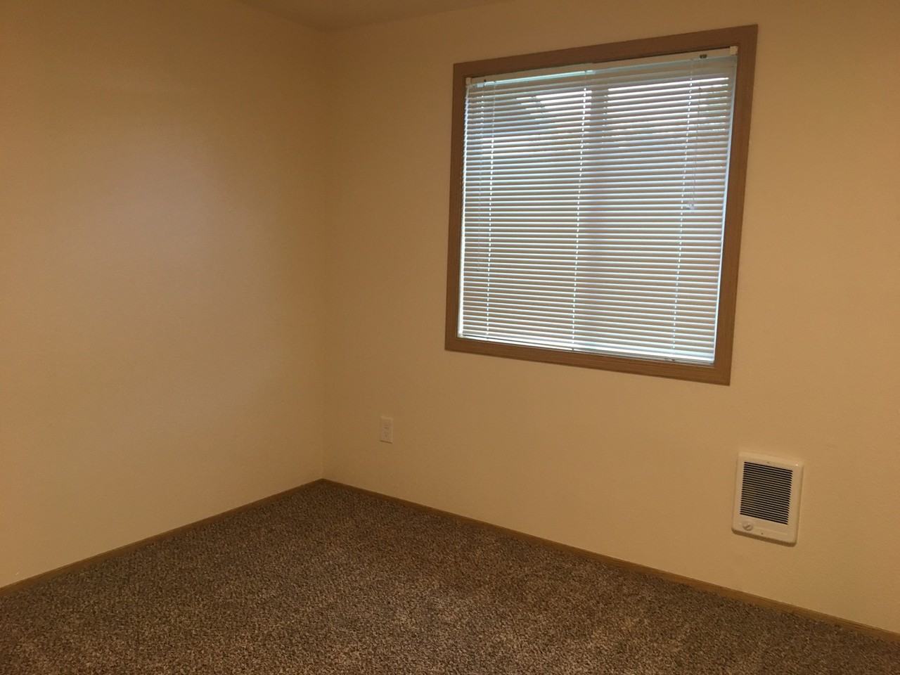 1831 Ne 24th Ave - Photo 6 of 19