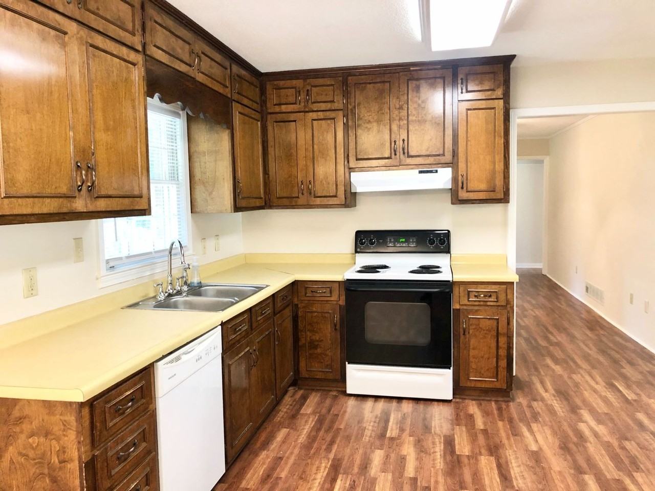 97 New High Shoals Rd - Photo 4 of 22