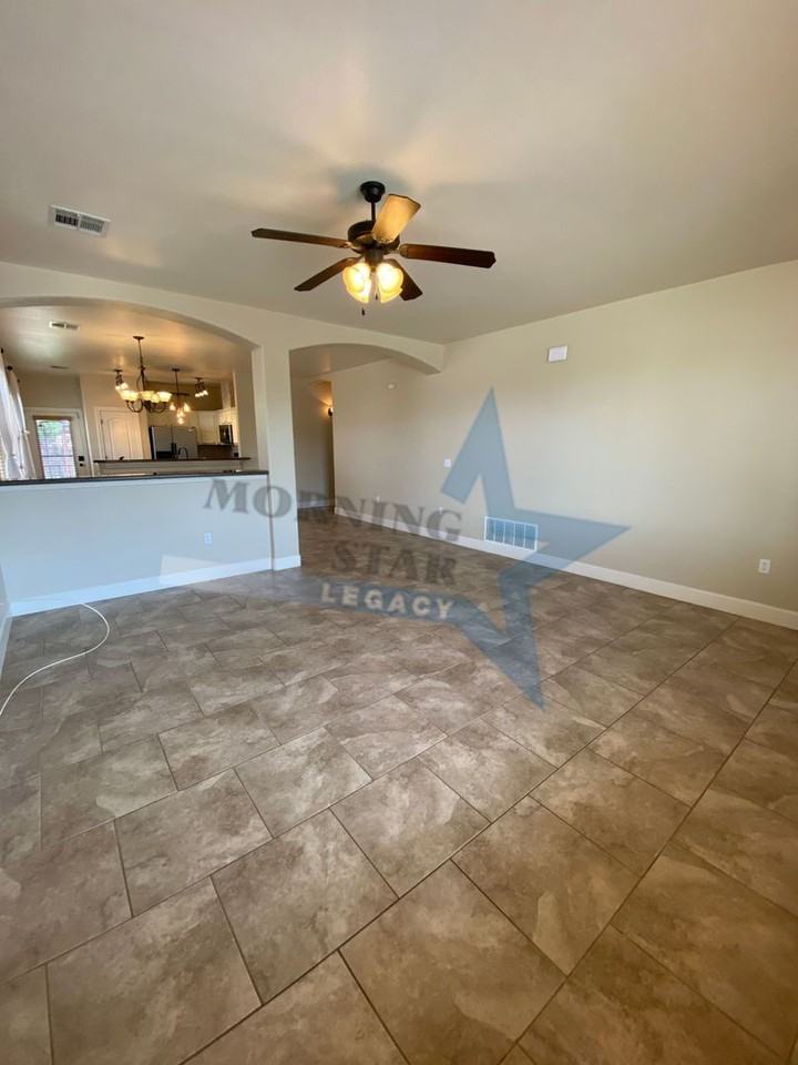 1713 Ava Ave - Photo 3 of 32