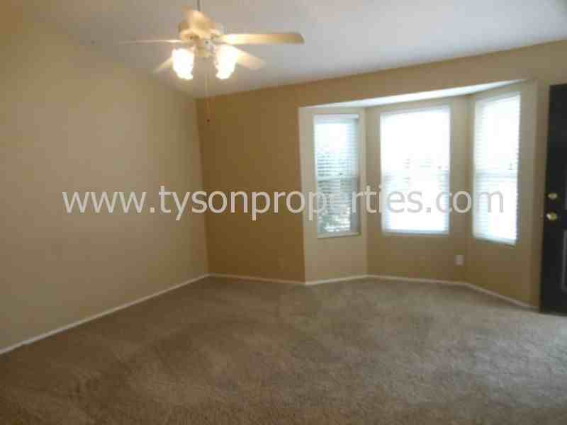 13816 Vidal Pl NE - Photo 2 of 11