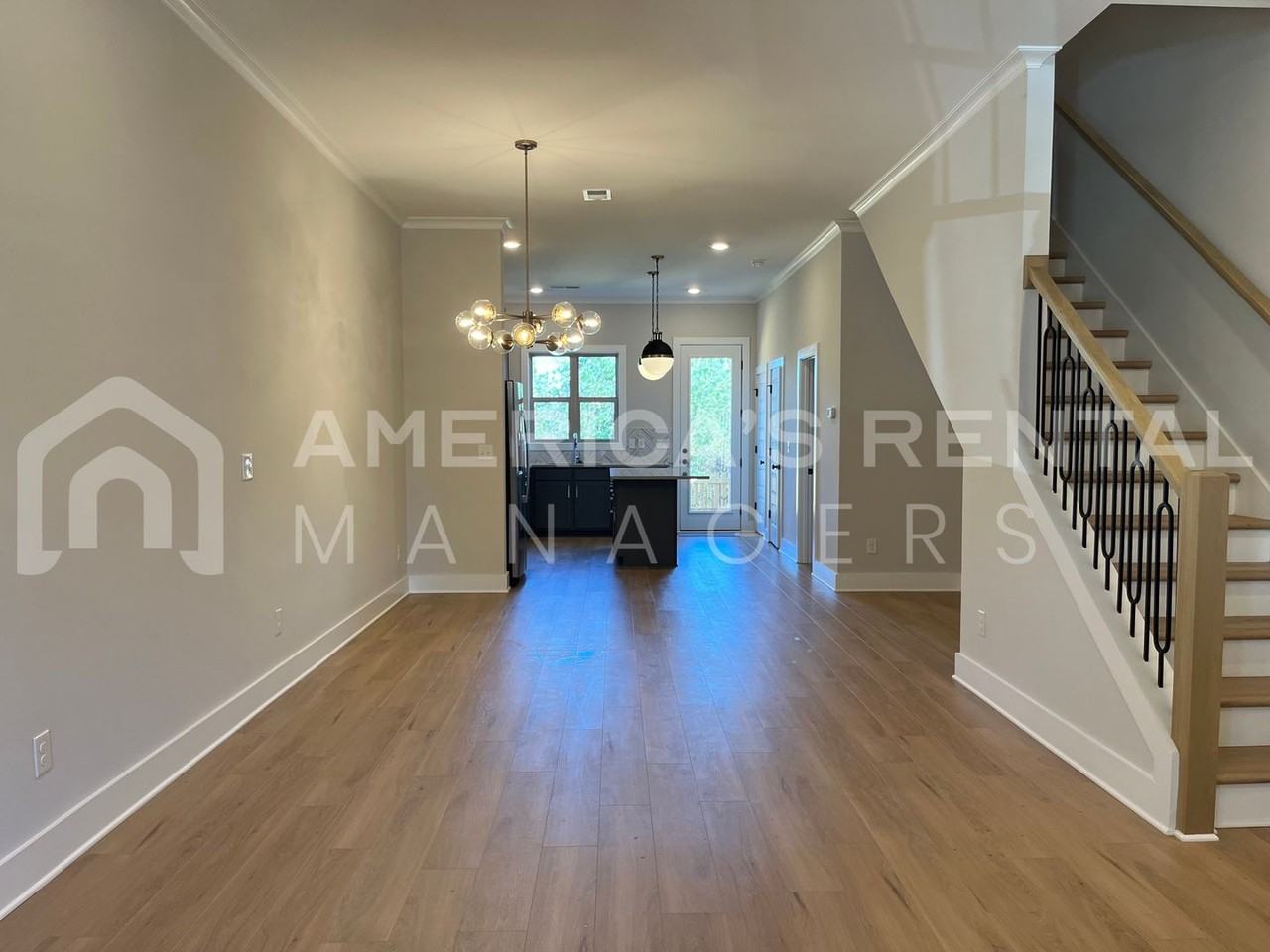 4826 Silas Ave - Photo 3 of 34