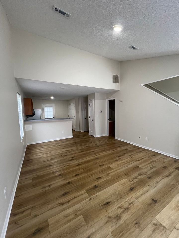 1908 Arlene Dr - Photo 3 of 18