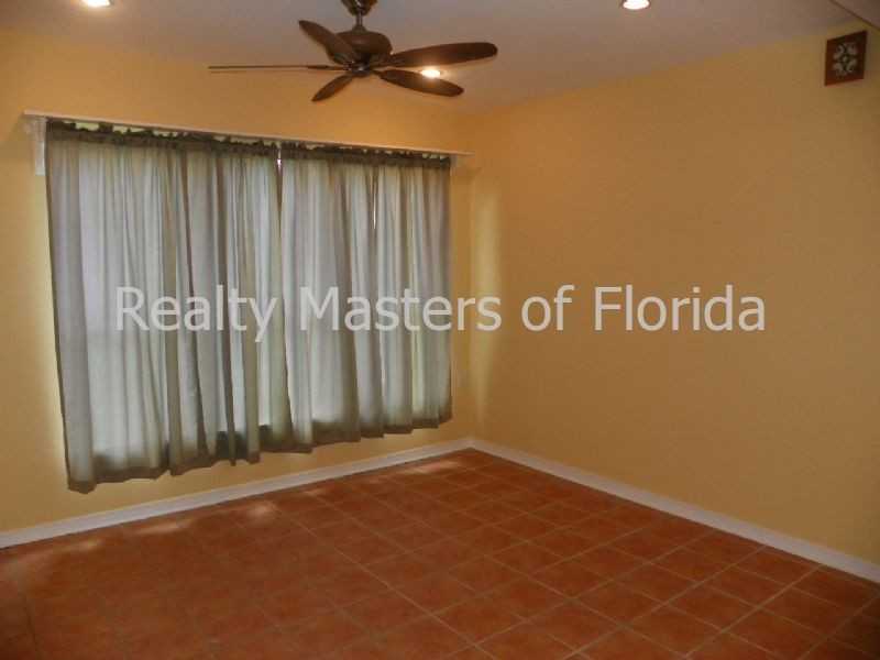 75 Adkinson Dr - Photo 3 of 14