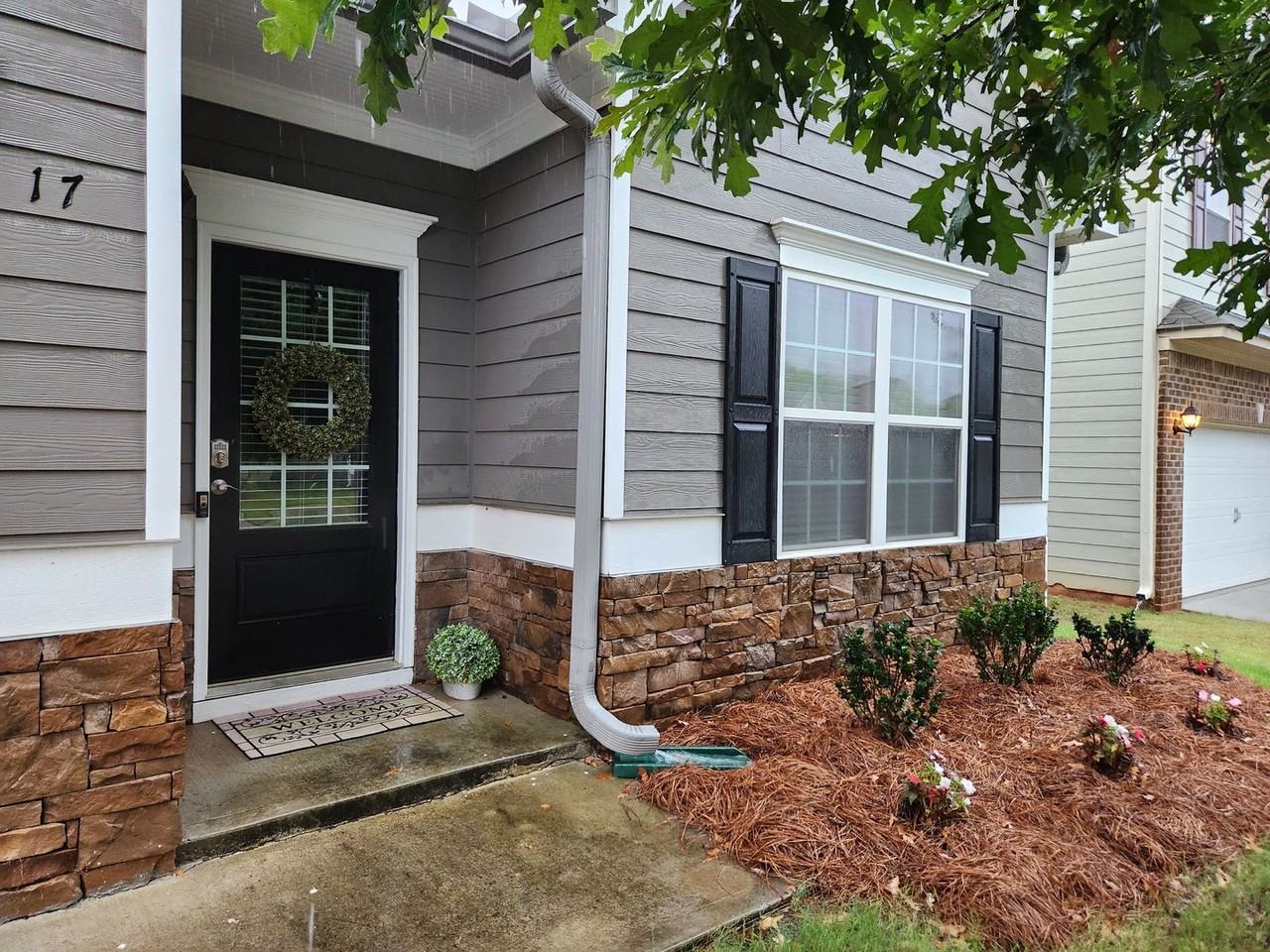 17 Cliffbriar Ter - Photo 2 of 28