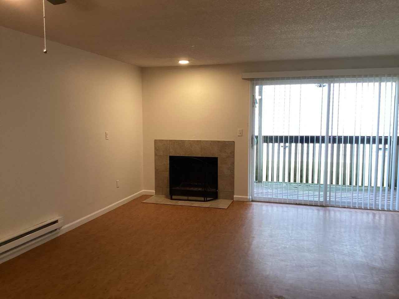 12429 1st Ave W #2 - Photo 3 of 18