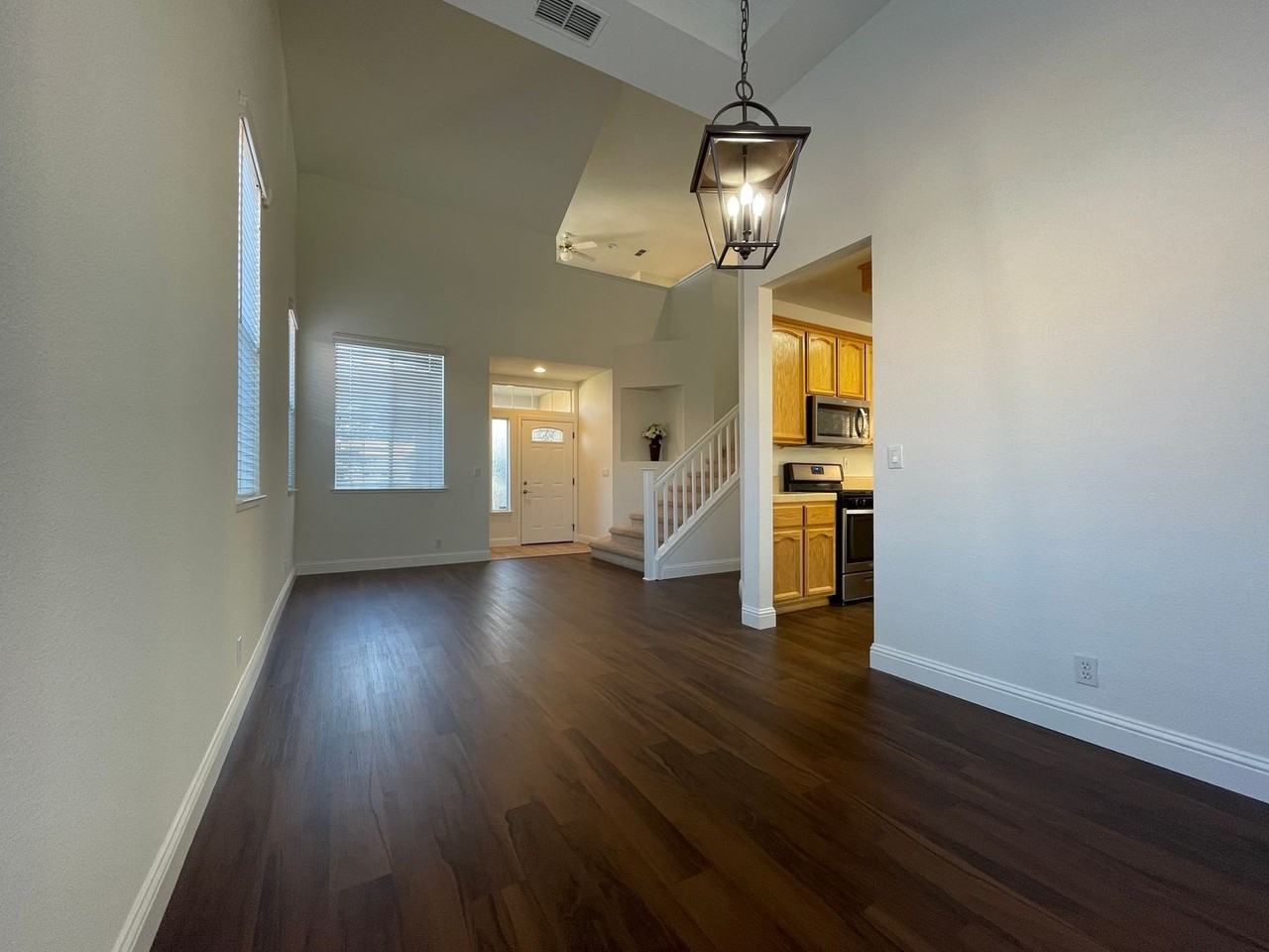 1651 Blanchard Dr - Photo 2 of 26