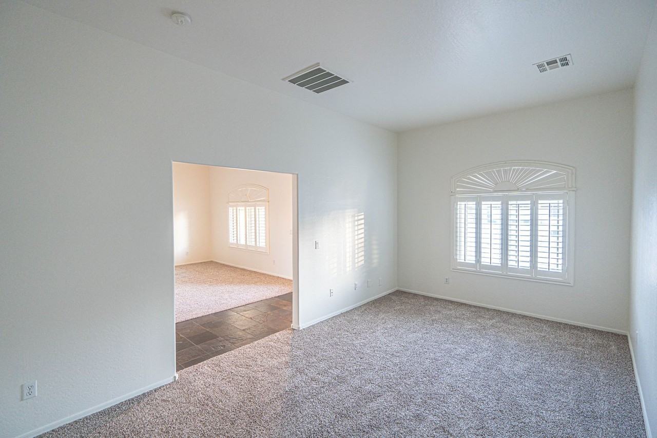 21316 E Via Del Rancho - Photo 3 of 19