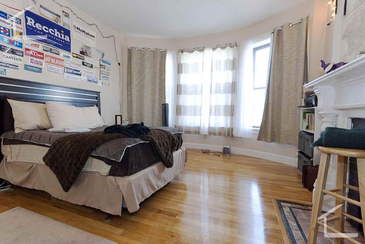 17 Highgate St - Photo 4 of 9