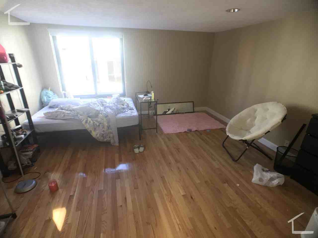 83 Brainerd Rd - Photo 5 of 10