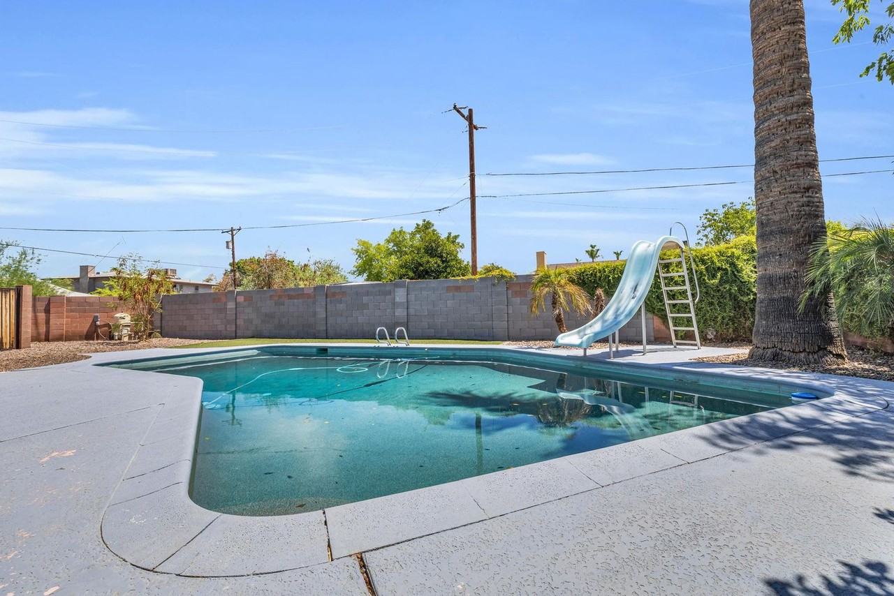 2415 S Terrace Rd - Photo 7 of 50