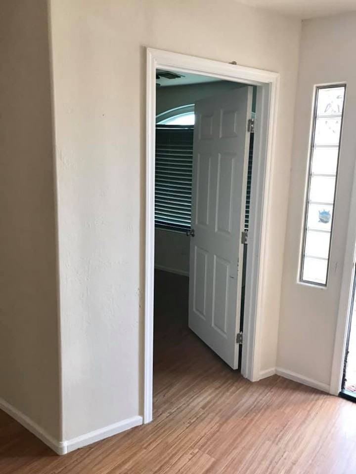 1695 E Daniella Dr - Photo 4 of 18