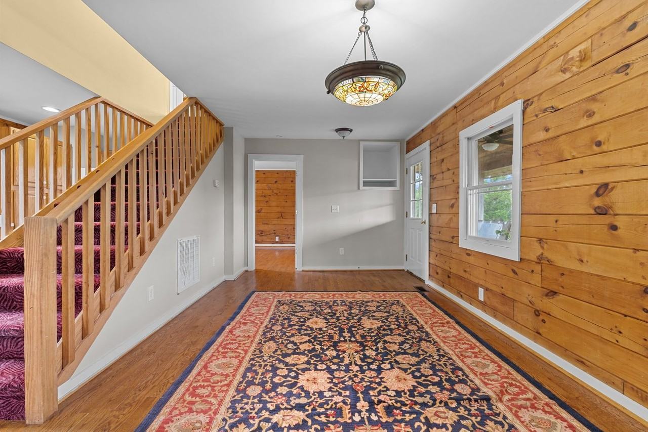 65 Birdhouse Ln - Photo 7 of 34