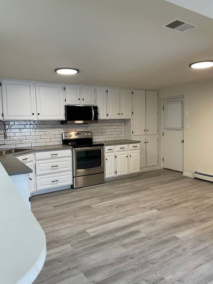 2500 W Mulberry St #A - Photo 3 of 28