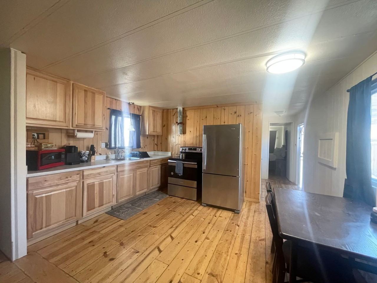 3152 N Kings Hwy W - Photo 2 of 12