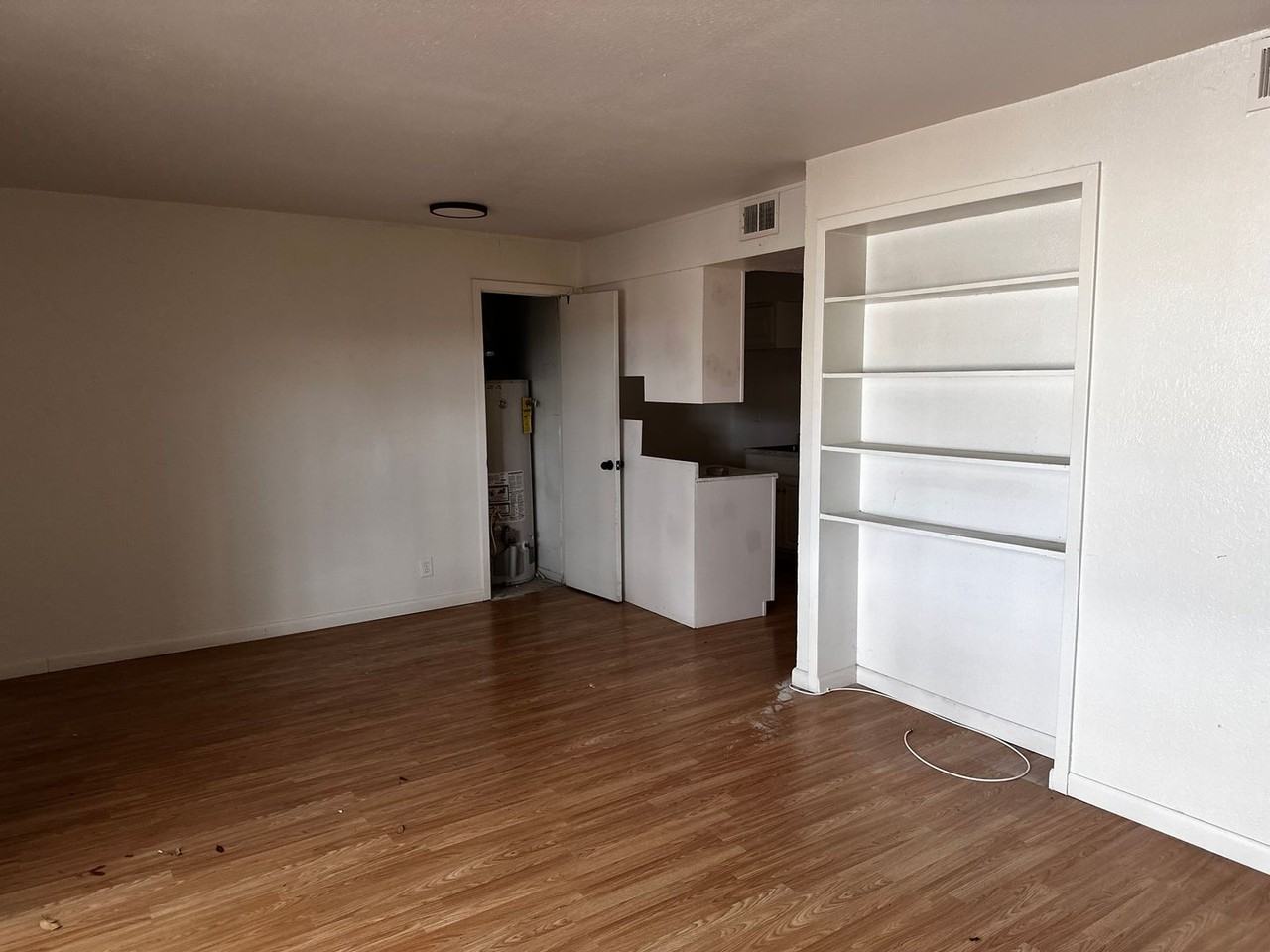 1200-1212 E. Houston - Photo 3 of 16