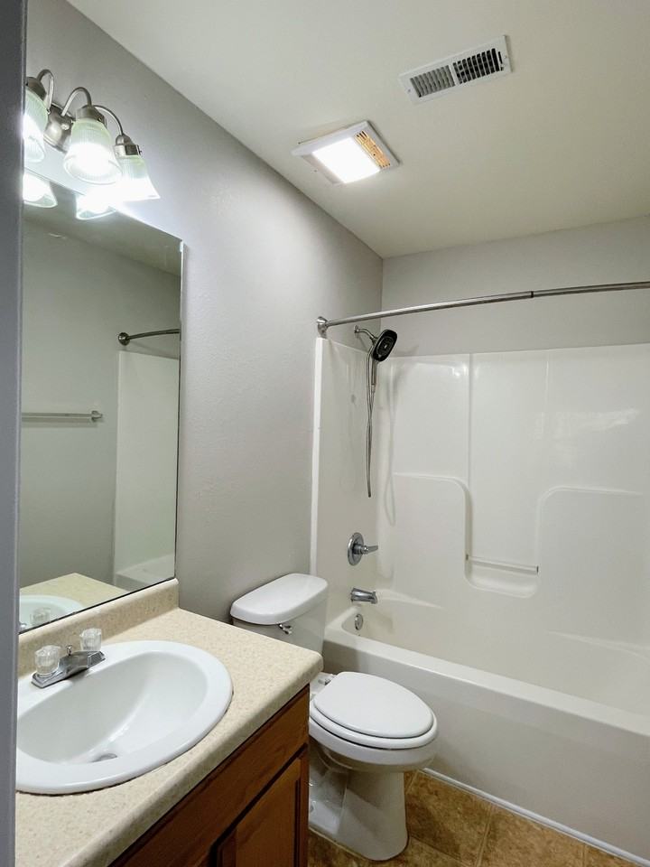 105 Bumper Crop Ln Nw - Photo 3 of 20