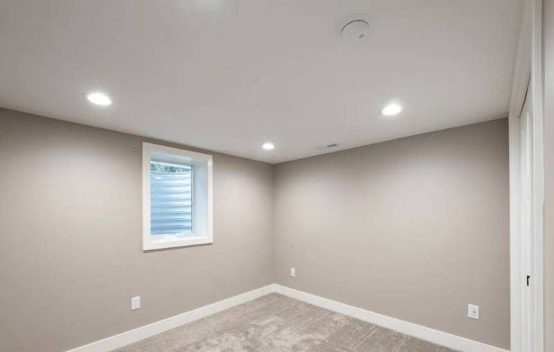 2147 Yellowstone Ave - Photo 7 of 10