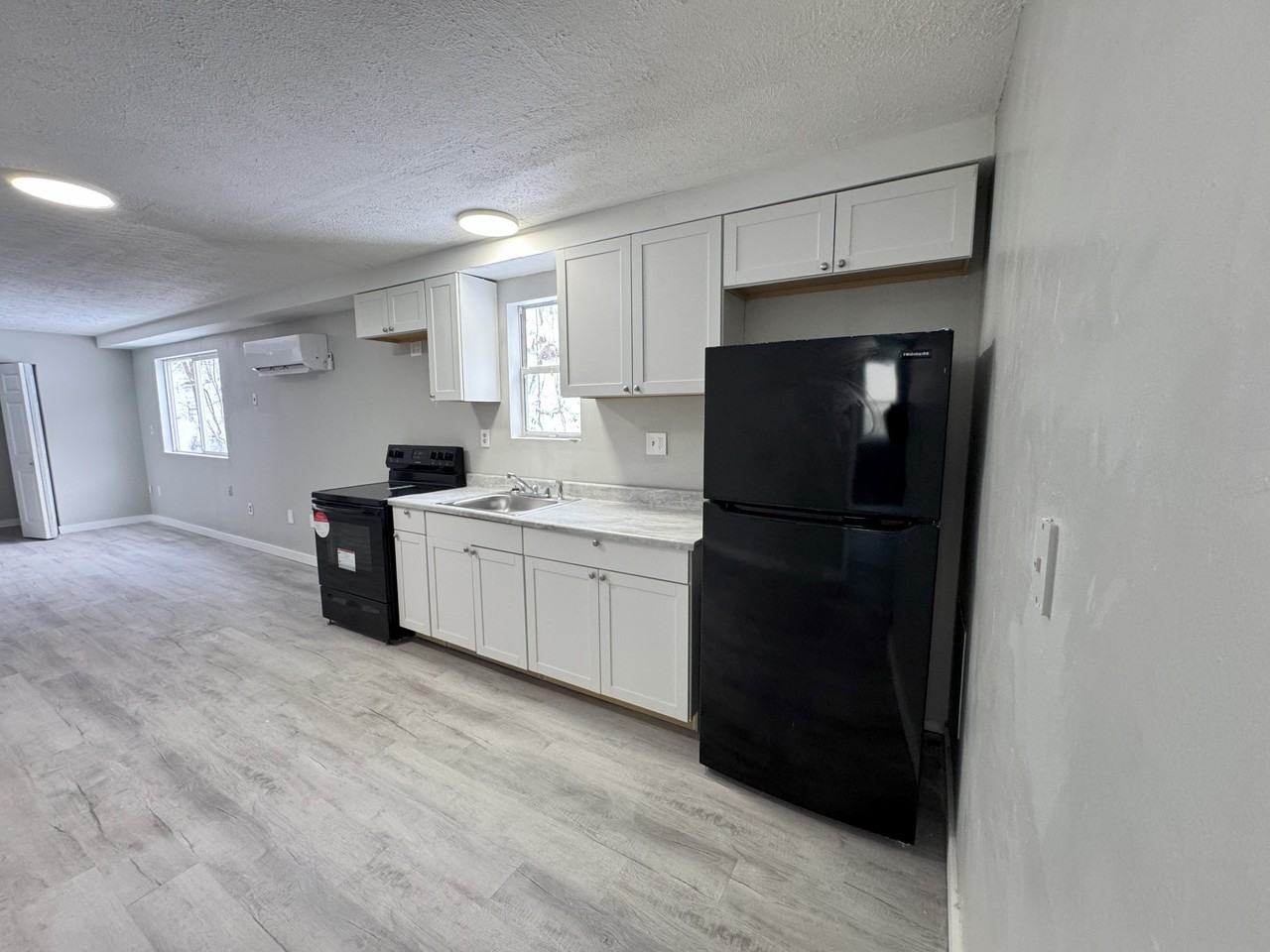 65 Beech St #2 - Photo 6 of 9