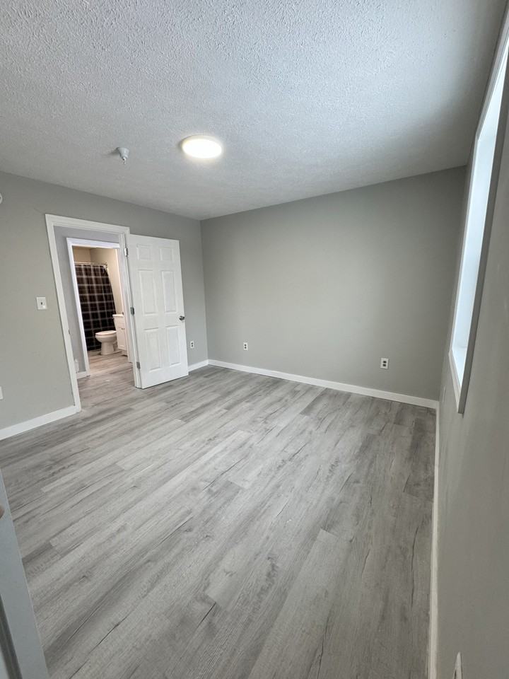 65 Beech St #2 - Photo 7 of 9