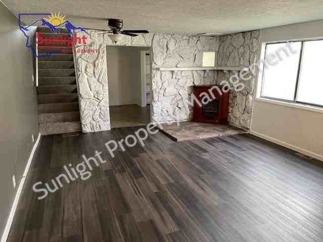 517 Colorado Ave - Photo 3 of 16