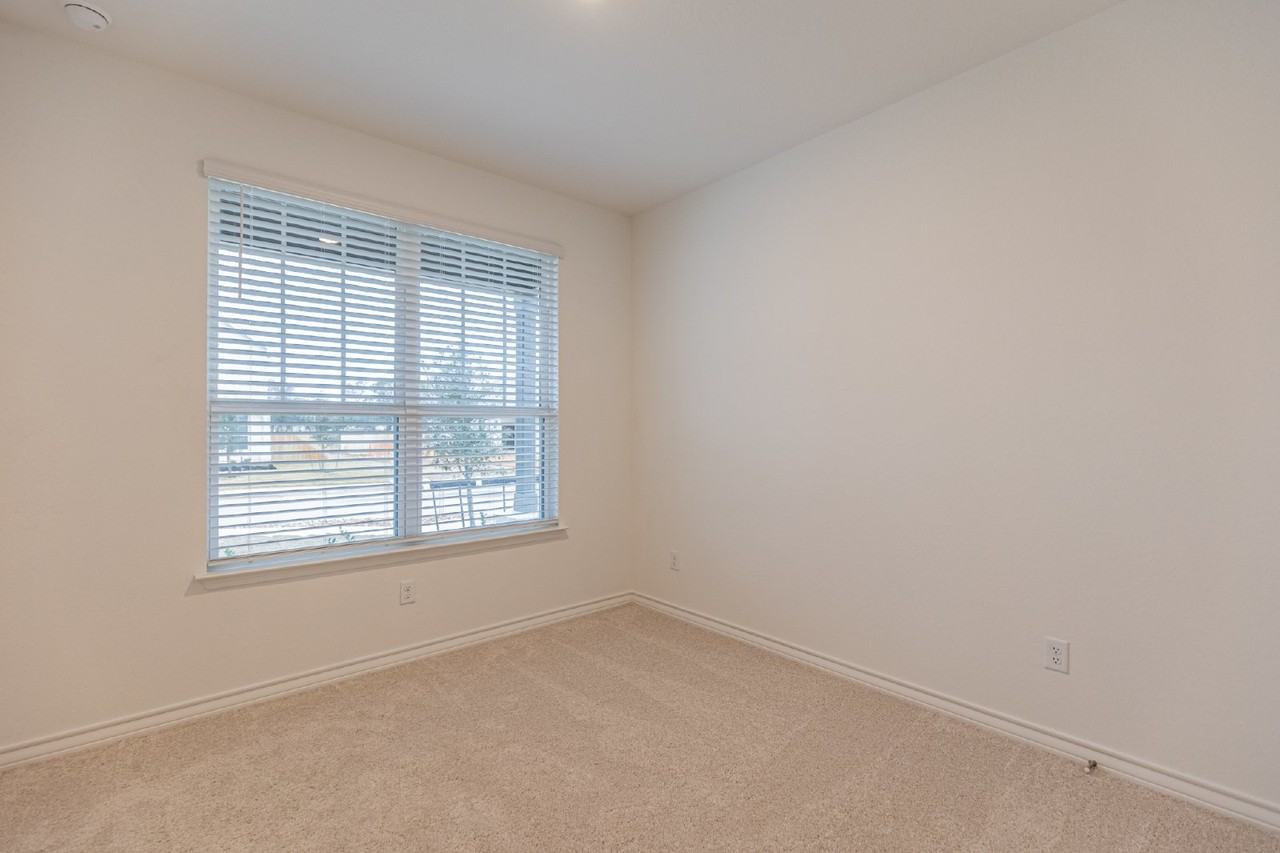 11664 Anselmo - Photo 5 of 39