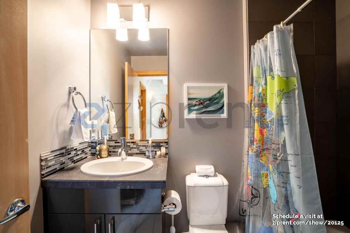 215 24th Ave E #D - Photo 7 of 21