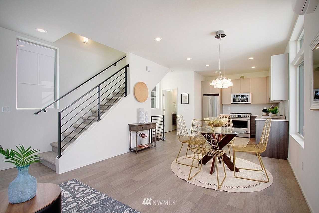 6618 Carleton Ave S #A - Photo 3 of 17
