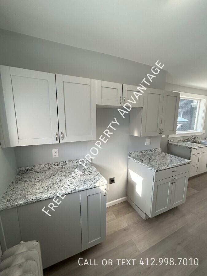 618 Bluff St - Photo 2 of 22