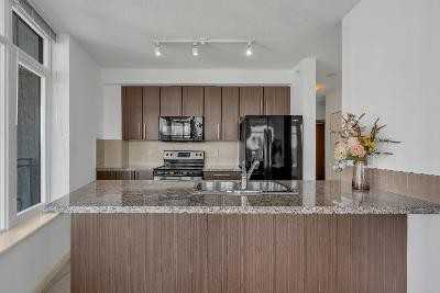 898 Carnarvon St #2706 - Photo 6 of 15