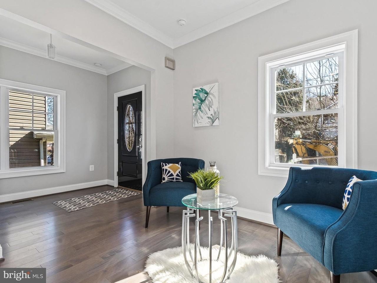 3156 Monroe St Ne - Photo 2 of 26