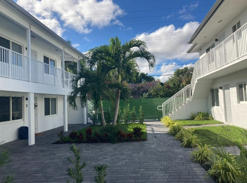 3201 Broadway #7 - Photo 7 of 12