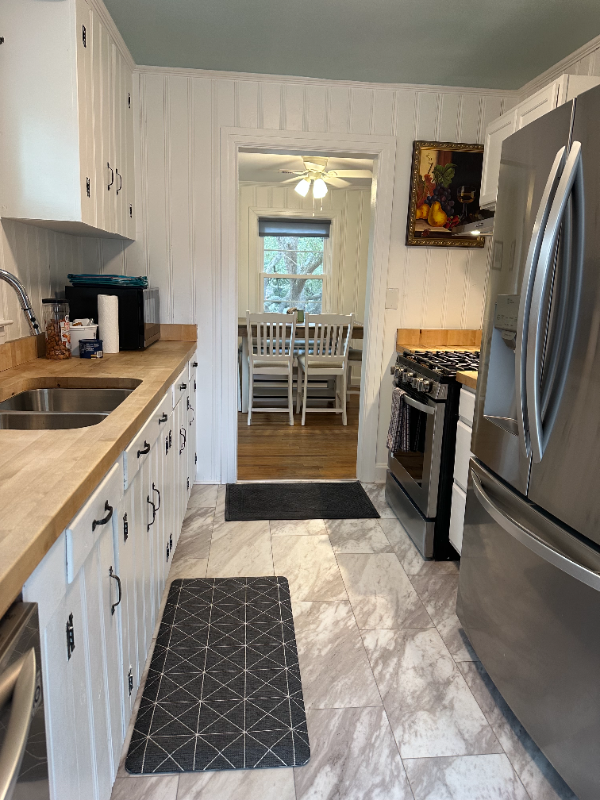 313 73rd Ave N - Photo 6 of 14