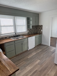 2450 Brights Pike - Photo 7 of 16