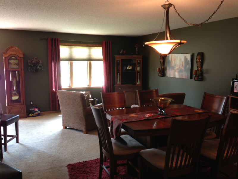 874 Trails End Rd - Photo 3 of 7