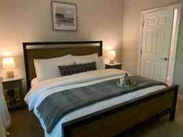 featured image of 740 Zumstein Ln #103