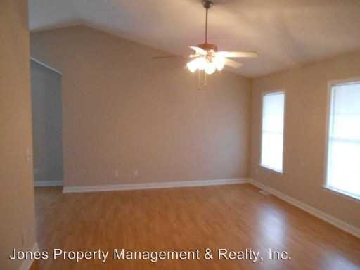 176 3rd Ave - Photo 2 of 6