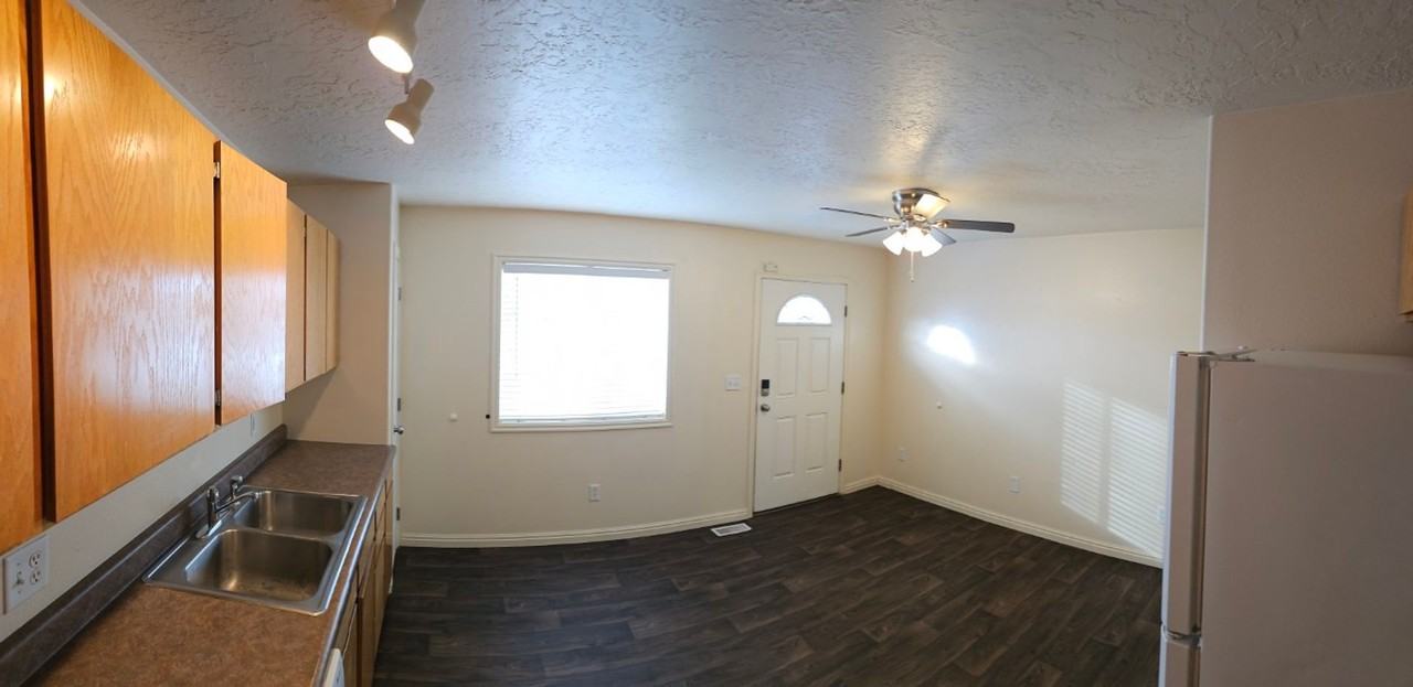 629 Countryside Ave - Photo 5 of 13