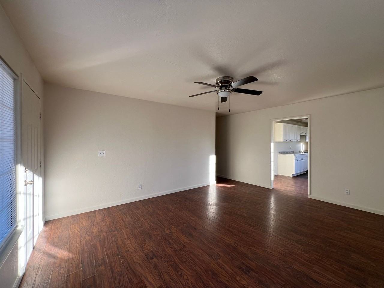 1400 Nancy St - Photo 4 of 27