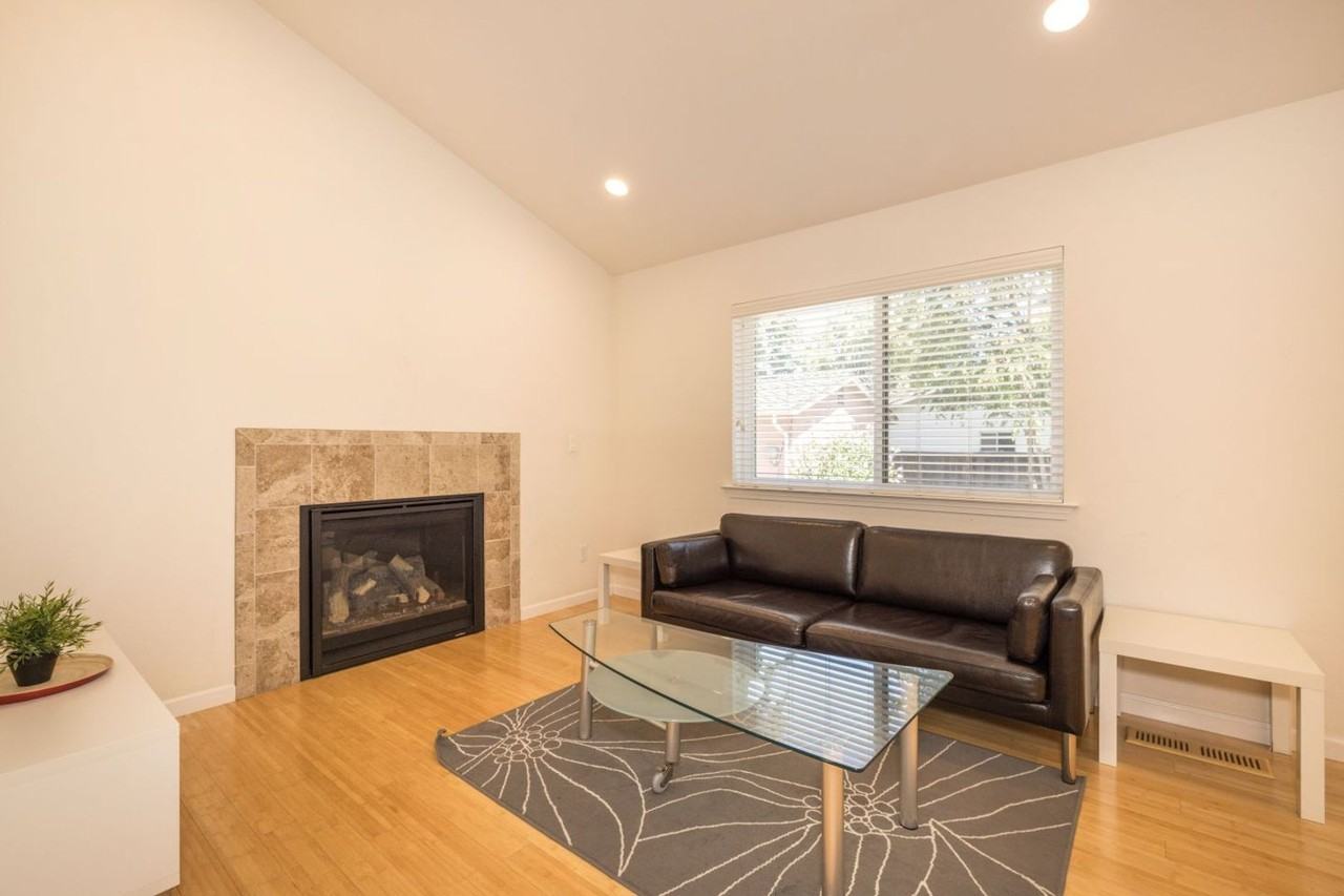 882 Colorado Ave - Photo 2 of 9