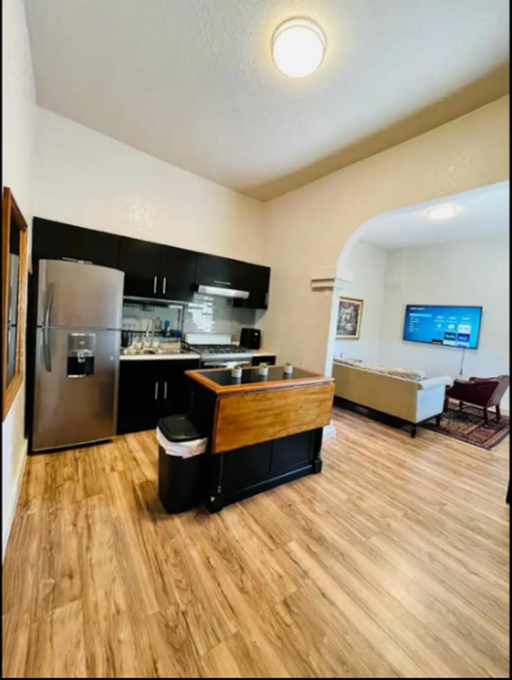 2331 San Diego Ave - Photo 3 of 11