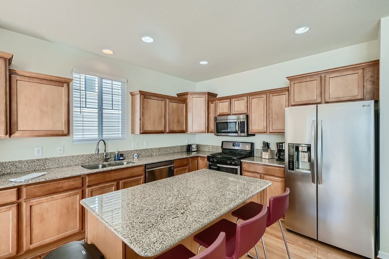 3442 Harvard Pl - Photo 2 of 26