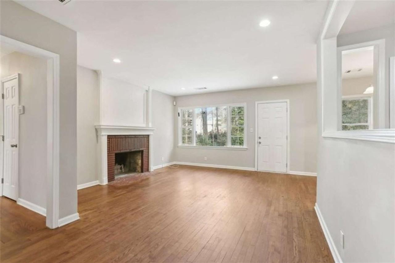 1840 Camellia Dr - Photo 3 of 33