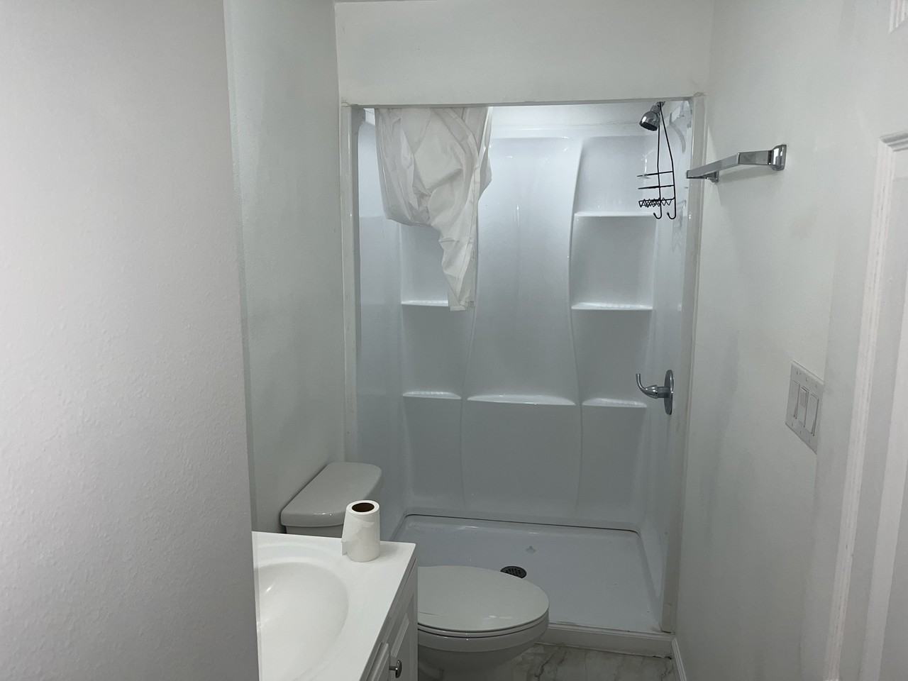 111 Horseshoe Dr #B - Photo 2 of 13