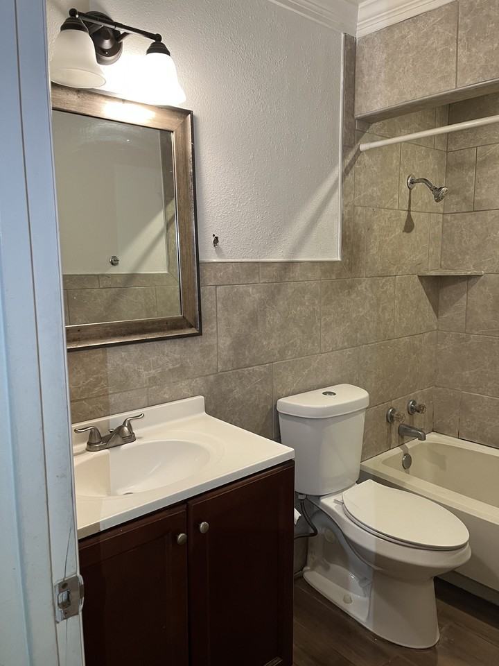 6906 Wentworth Dr #A - Photo 6 of 7